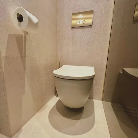 Rembrandt & Vermeer Bed & Breakfast 3*